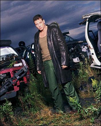 holt_mccallany018 (799x1000, 255 kБ...)